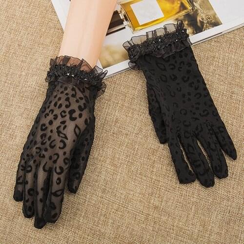 Beautiful Womens Summer UV-Proof Driving Lace Gloves Women Sun Protection Glove Summer/Autumn Lady Sunscreen Golves