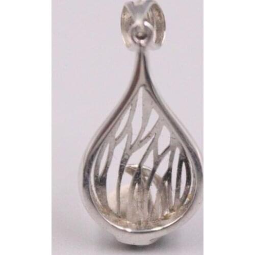 Real 18K White Gold Pendant For Women Girl Ladies Lucky Hollow Raindrop Gold Pendant