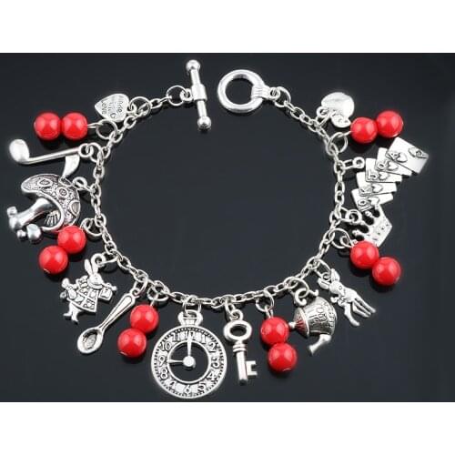 Dongsheng Fashion Design Link Chain Alice in Wonder Bracelets Rabbit Mushroom Bell Pendants Crystal Beads Bracelets Bangles
