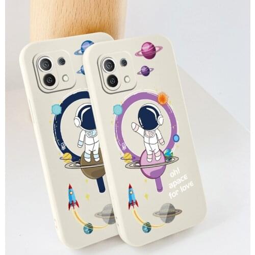 Globe Astronaut Phone Case For Xiaomi Mi 11 lite Ultra 11i 10T 9T Pro Lite 10 10S 9 8 lite Pro Poco F2 X2 F3 Pro Cover