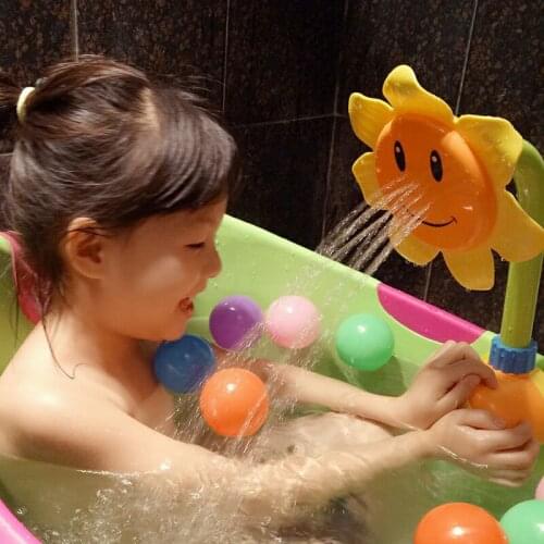 Bathing toys, baby sunflowers, sprinklers, electric water spray, sunflower children, boys and girls playing with water