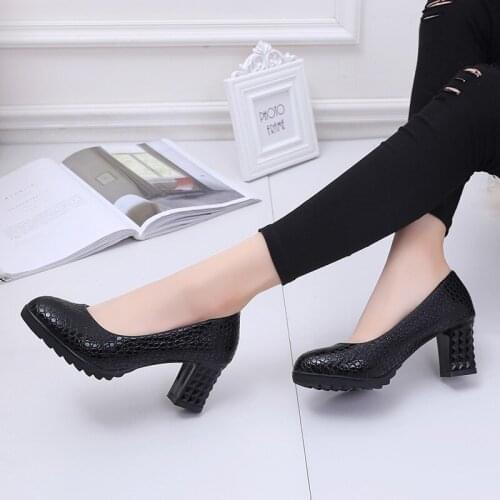 Ol Office Lady Shoes Chunky Heels Dress Shoes Women High Heels Embossing PLatform Pumps 2020 Autumn Spring Boat Shoe Black 8389L