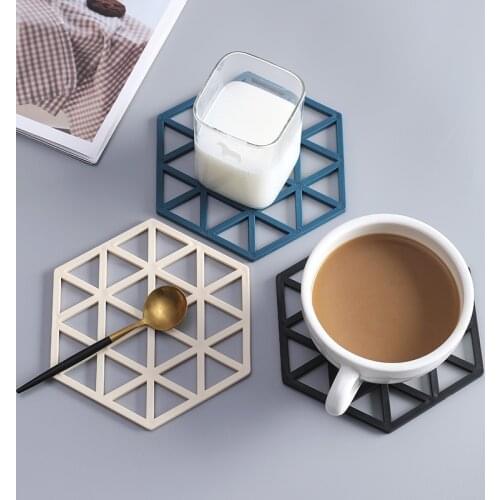 Placemats Mats Dining Board Coasters Insulation Pad Pot Kitchen Heat-resistant Table Cup Cushion Hollow Hexagonal Anti-slip
