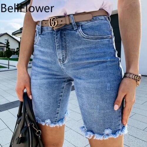 BellFlower Womens Short Jeans