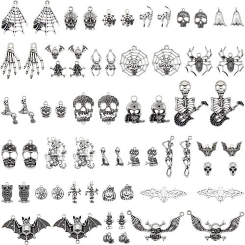 Julie Wang 10PCS/Pairs Halloween Charms Mixed Alloy Pumpkin Skull Ghost Clown Spider Bat Cat Pendant Jewelry Making Accessory