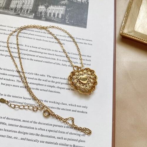 925 Silver Necklace Exaggerated Heart Pendant Hollow Peach Heart Necklace Fashion Womens Jewelry Party Golden Clavicle Chain