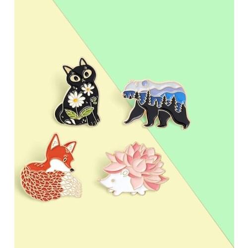 1PC Cute Forest Garden Enamel Pin Custom Fox Cat Bear Hedgehog Brooches Bag Lapel Pin Cartoon Animal Badge Jewelry Gift for Kid