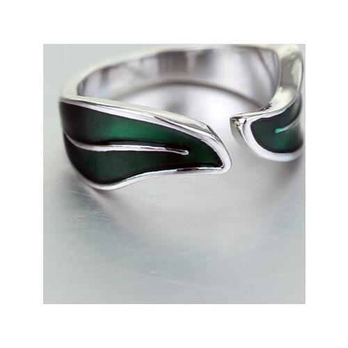 Movie Classic Fairy Leaf Ring Women Men Green Enamel Adjustable Ring Being Second-Class High Quality Gift For Fans TV Jewelry