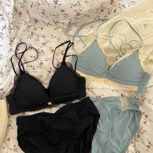 Wriufred Womens no steel ring underwear sexy lace triangle cup beautiful back thin cup bra set comfortable gathering lingerie