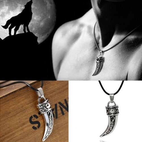 2021 New Arrival Wolf Tooth Shape Pendant Necklace Choker Jewelry For Men Stainless Steel Punk Statement Necklace