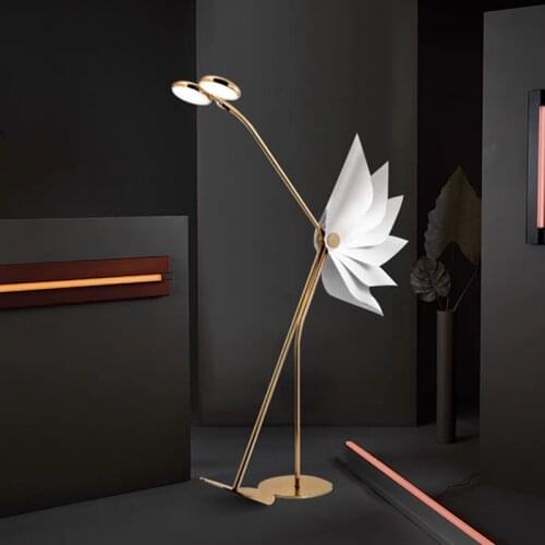 New Ostrich Floor Lamp Postmodern Simple Vertical Lamp, Used For Living Room And Bedroom Decoration Lighting Ostrich Floor Lamp