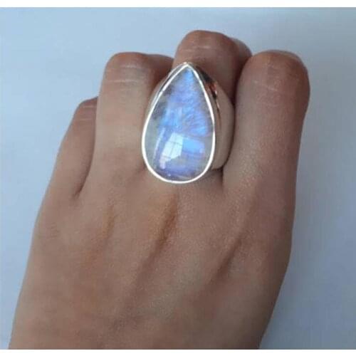 Vintage Moonstone Rings Water Drop White Stone Ring for Women Hyperbole Wedding Party Jewelry Gifts Size 6-10