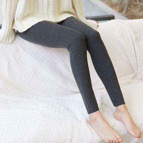 MCAO Capri Leggings