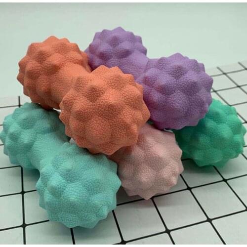 Peanut Shape Silicone Spiked Massage Ball Deep Tissue Muscle Relax for Feet Back Therapy Trigger Point Fitness Roller