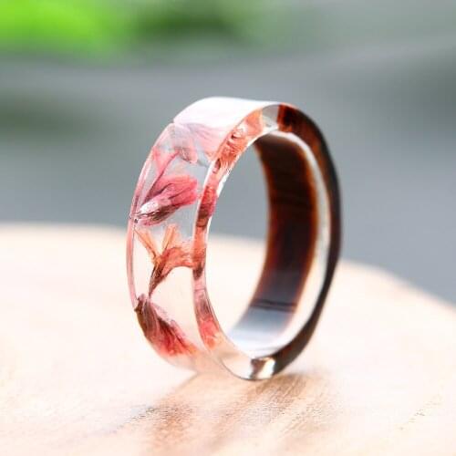 Novelty Handmade Wood Resin Ring Transparent Dried Flowers Plants Inside Jewelry Resin Ring for Women Gift Hot Sale