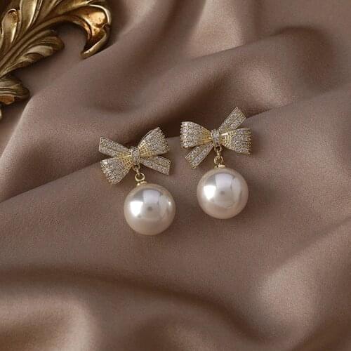 2021 New Fashion Shiny Crystal Bowknot Fresh Drop Earrings Contracted Temperament Senior Pearl Trend Women Earrings Jewelry