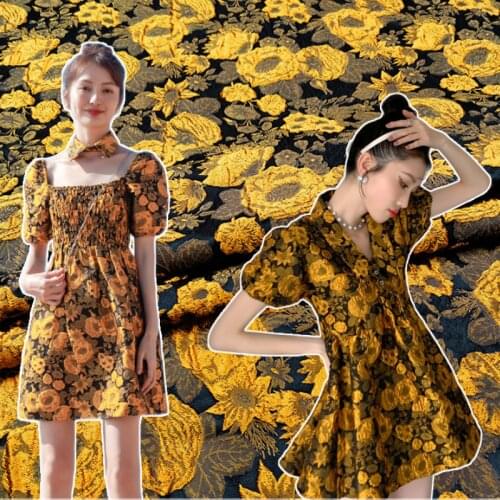 Polyester Embossed Fabric Comfortable Soft Oil Painting Rose Brocade Lantern Sleeves Jacquard Dress Skirt Fabrics Sewing Cloth