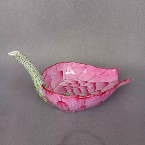 Qing Guangxu hand-carved lotus pollen shovel to commemorate autumn exercises cup