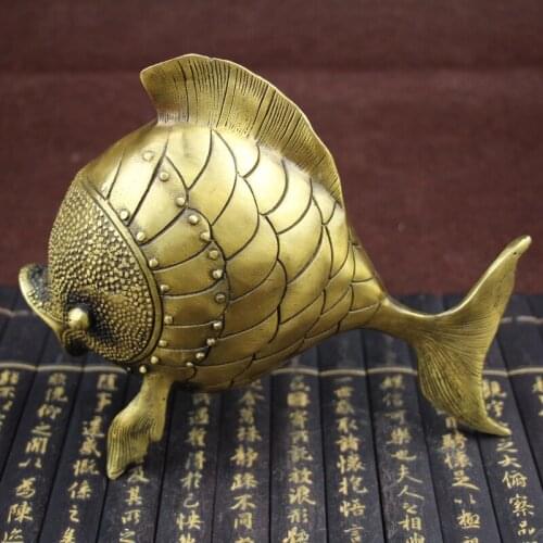 China Fengshui Brass Copper Hand Carving Wealth Year Fish Auspicious Statue