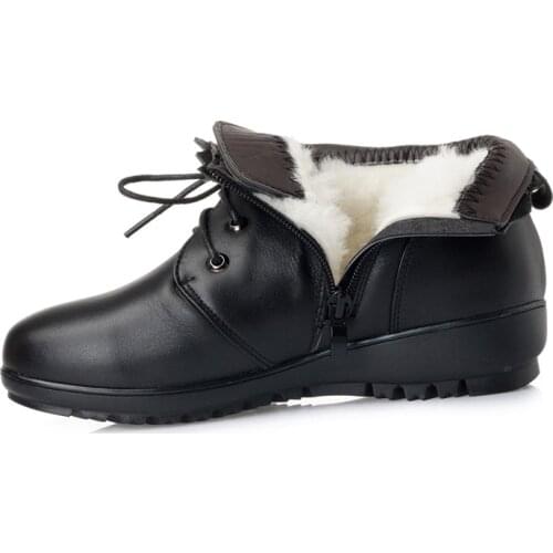 2020 New Winter Plus Velvet and Wool Warm Snow Boots Flat Non-slip Cowhide Leather Shoes Woman Casual Ankle Boots Plus Size 43