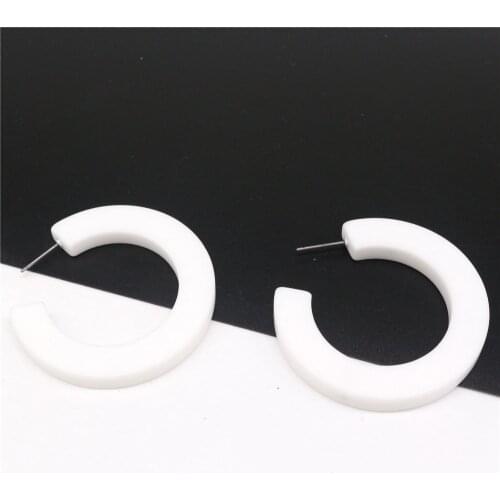 Hot Round Resin Hoop earrings Earring For Women accessories Girl Earring Female Modern jewelry ear rings White jewelry Oorbellen