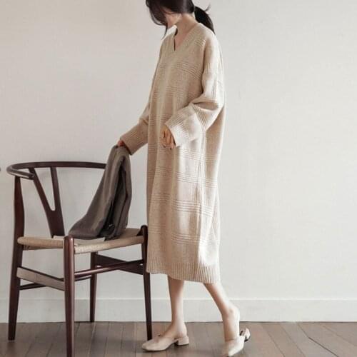 2021 Autumn and Winter New Large Size Knitted Dress Women Loose and Thin V-neck Long-sleeved Long Base Sweater Dress Trend