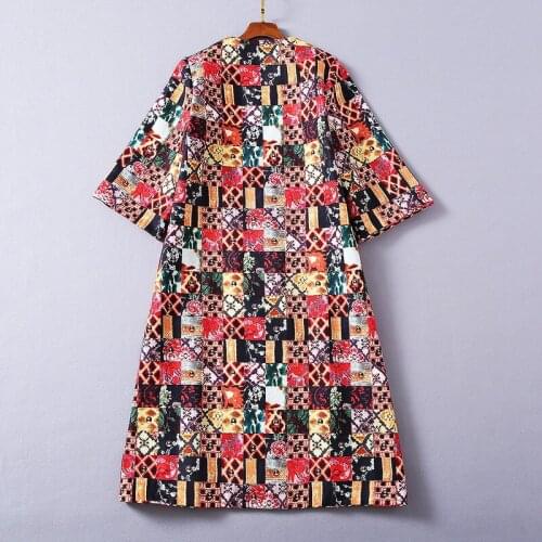 Winter Women Autumn Coat 2021 New Arrival Designer Elegant Contrast Color Plaid Print Rivet Loose Party Trench