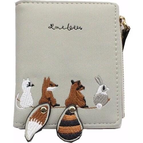 M311 Cute Fresh Folding Mini Personality Zero Purse Multi Card Embroidery Pattern Big Tail Fox PU Women Short Wallet