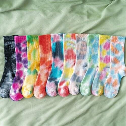 High-quality Autumn and winter Women Men Fashion Tie-dyed Street Hiphop Skateboard Colourful Couple Middle Tude Socks
