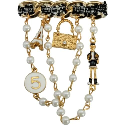 CINDY XIANG New Fashion Cloth Twisted Pearl Brooches for Women Fashion Coat Link Pins Hanging Style Brooch Summer Jewelry 2019