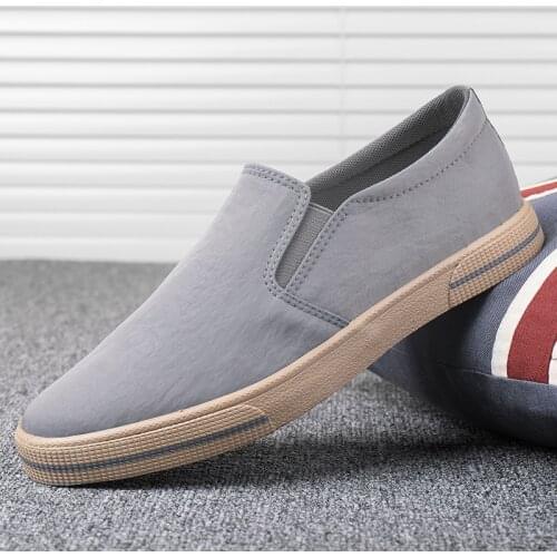 Canvas Shoes Mens Sneakers Breathable Ultra-light Loafers Slip-On Mens Casual Shoes Hot Sale Summer Walking Flat Shoes