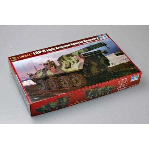 Trumpeter 00370 1/35 USMC LAV-R Light Armored Vehicle Recovery model kit