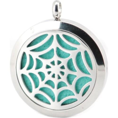 New design Cobweb Aromatherapy Essential Oil 316 Stainless Steel Perfume Diffuser Locket Necklace with chain and pdas