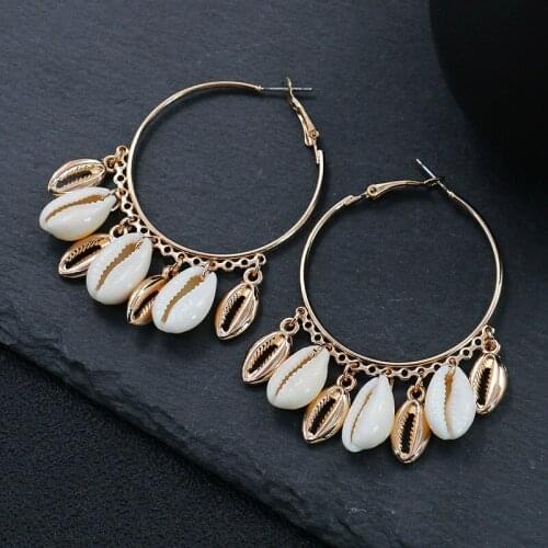 Korean Fashion Natural Shell Earrings Geometric Round C-type Seaside Beach Accessories Charming Womens Party Jewelry