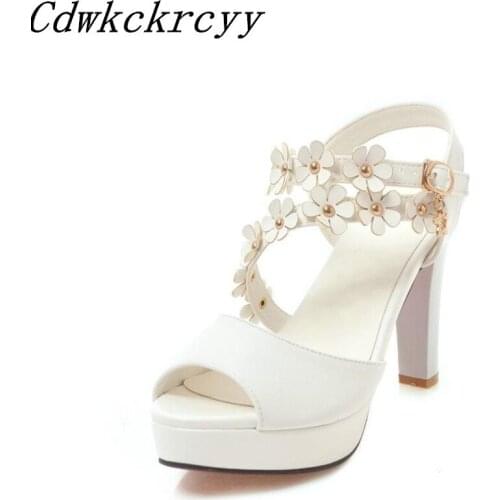 Summer New pattern fashion white Flower Sweet high heel Fish mouth Women sandals Thick bottom Waterproof temperament sandals