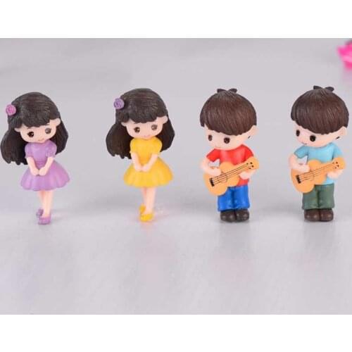 2pcs Cute Cartoon Guitar Couple Doll Sweetheart Micro Landscape Small Ornaments Home Accessories Flower Pot Cake Decoration