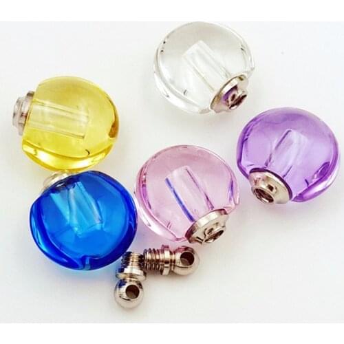 5pieces 13.5x13.5x8mm Small apple shape glass pendants Glass Crystal perfume bottle name on rice necklace pendant