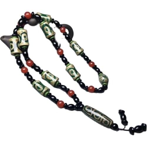 Old Tibetan Exquisite old green agate three eyes nine eyes dZi necklace pendant
