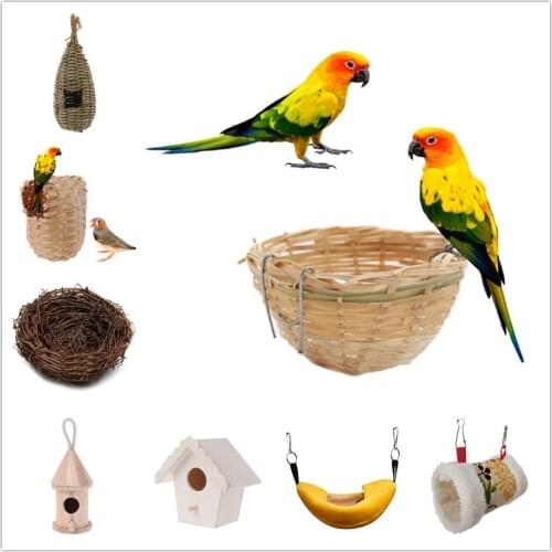 Hanging Bird Nest Bamboo Bird Hut Outdoor Natural Fiber Birdhouse Small Canaries Nest Wren Nest Chickadee House