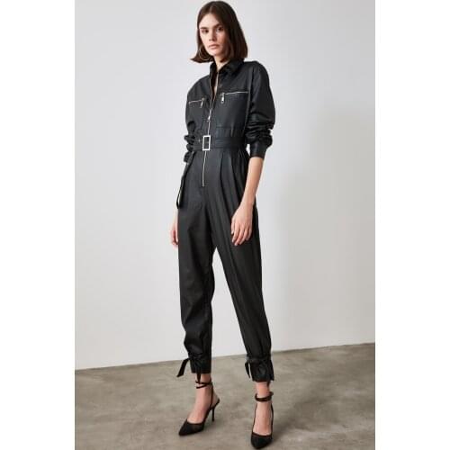 Siyah Kemerli Deri Görünümlü Tulum