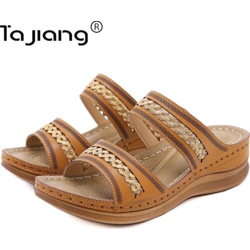 Ta Jiang New thick-soled slope heel slippers European and American fashion hollow summer female gladiator beach slippers T2730-5