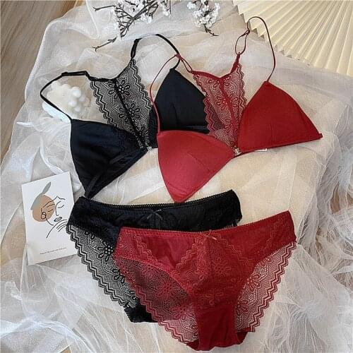 Sexy thin shoulder strap cotton lingerie sets no steel ring thin front buckle triangle cup bra lace underwear set summer