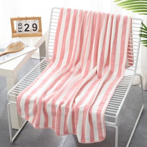 Striped Bath Towel Coral Fleece Soft Strong Water Absorption 70x140cm Simple Multi color Lightweight Bathroom Towels For Adults