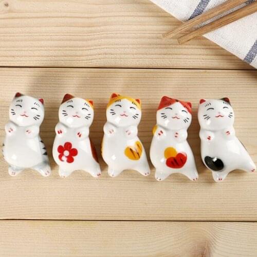 5pcs/set Japanese Style Ceramic Cute Cat Chopstick Rack Chopstick Stand Chopsticks Holder Kitchen Dinner Tableware Supply