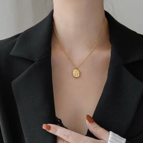 YUN RUO Not Fade Vintage Gold Color Meteorolite Emboss Pendant Necklace Woman Jewelry Fashion Titanium Stainless Steel Accessory