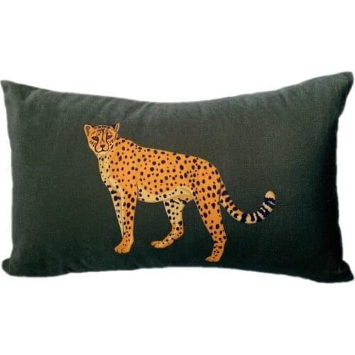Wildlife Cushion Cover Decorative Pillow Case Vintage Simple Leopard Dark Green Soft Art Home Sofa Chair Coussin
