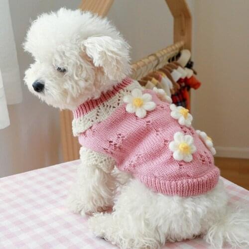 Lovely Pet Dog Autumn Winter Flower Sweater Comfortable Warm Cat Knit Clothes for Puppy Kitten Pet Clothing Supplies
