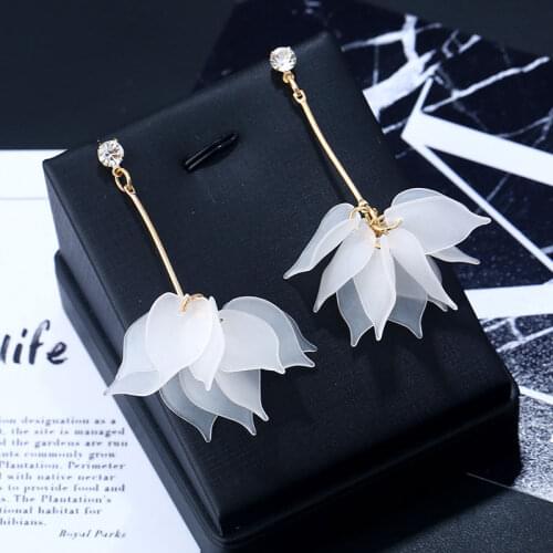2020 New flower handmade bohemia boho earrings women fashion long hanging earrings crystal female wedding earings party jewelry
