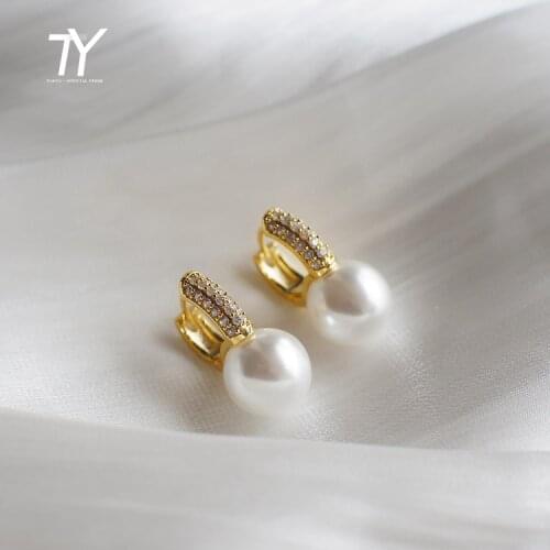 Retro High Sense French Romantic Pearl Pendant Earrings For Woman 2020 New Fashion Zircon Gold Jewelry Party Girls Earrings