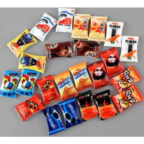 10pcs 1/12 Dollhouse Miniature Candy Instant Noodles Pretend Food for Blyth BJD Barbies Doll Food Drinks Play Kitchen Toy